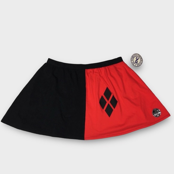 Loot Crate Dresses & Skirts - Loot Crate Exclusive Harley Quinn DC Comics Skirt Size Medium